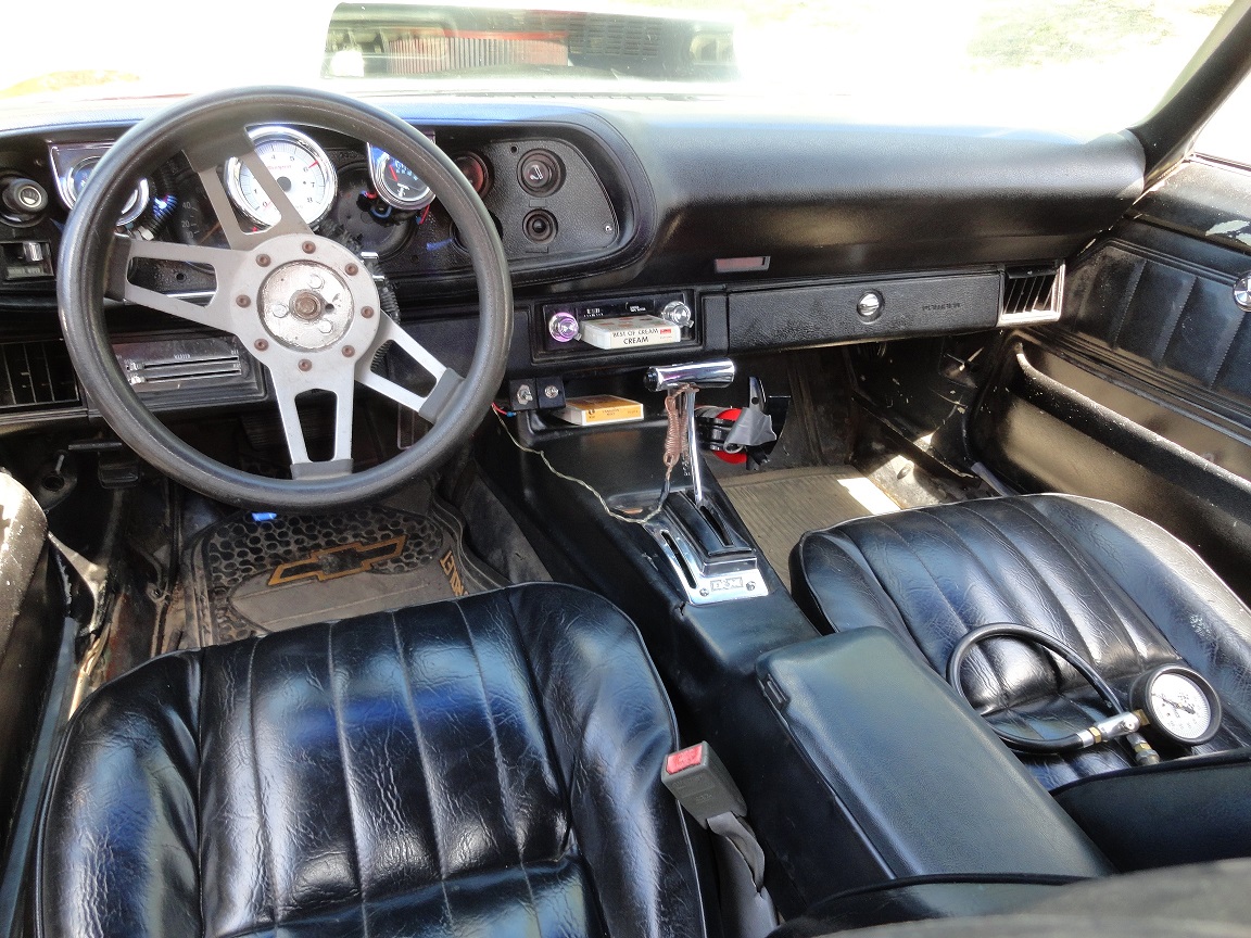 04-74-Camaro-dash-01-smallest