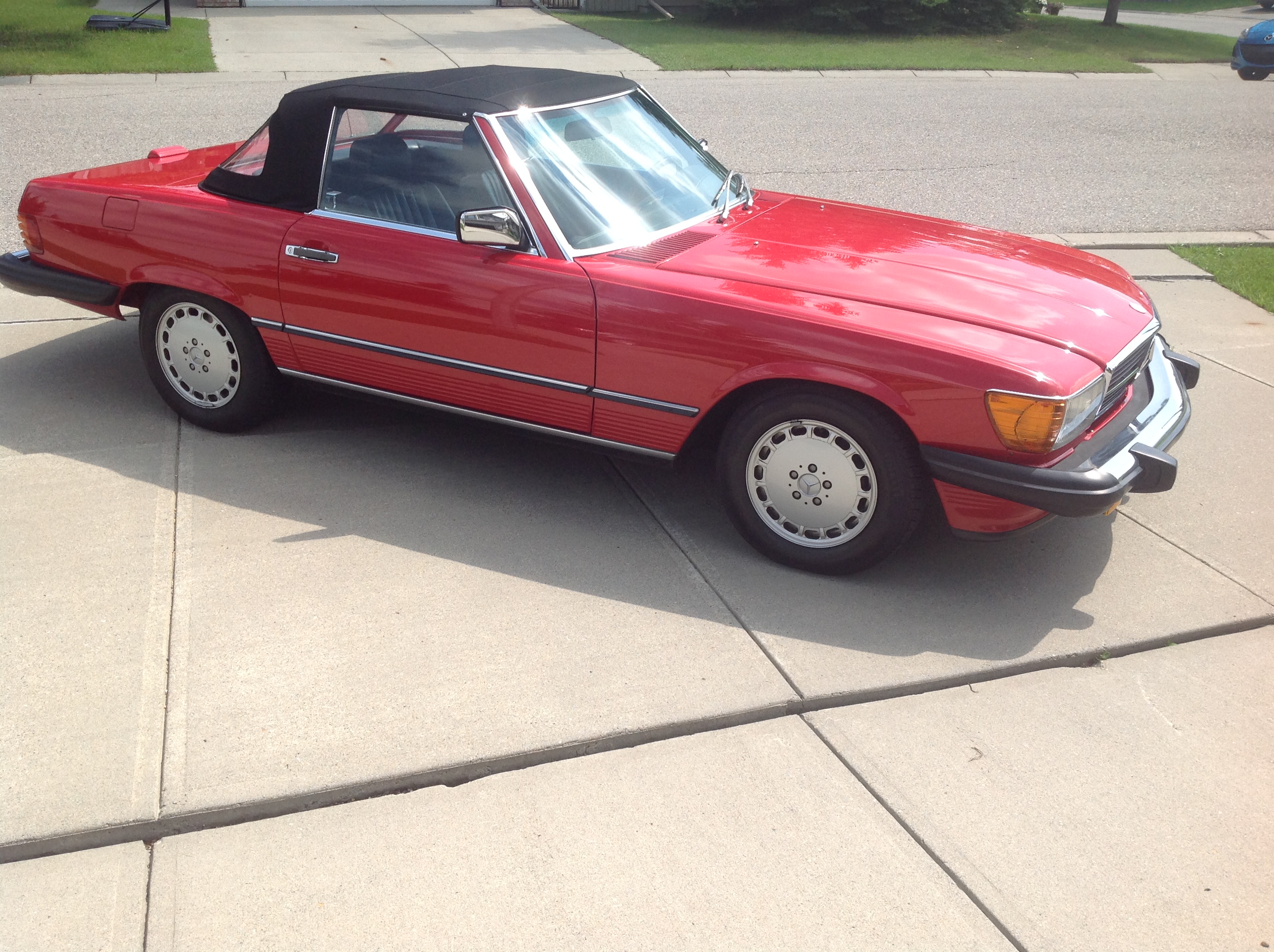 1988 Mercedes 560 SL Convertible