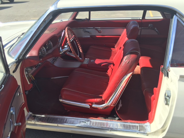 63-T-Bird-138544-Inside-Driver