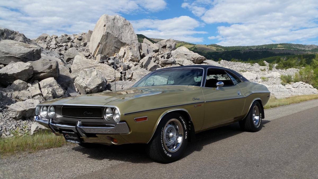 Dodge-Challenger-2