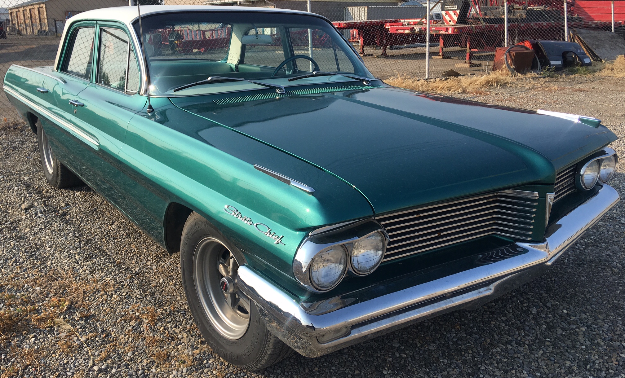 1962 Pontiac Stratochief