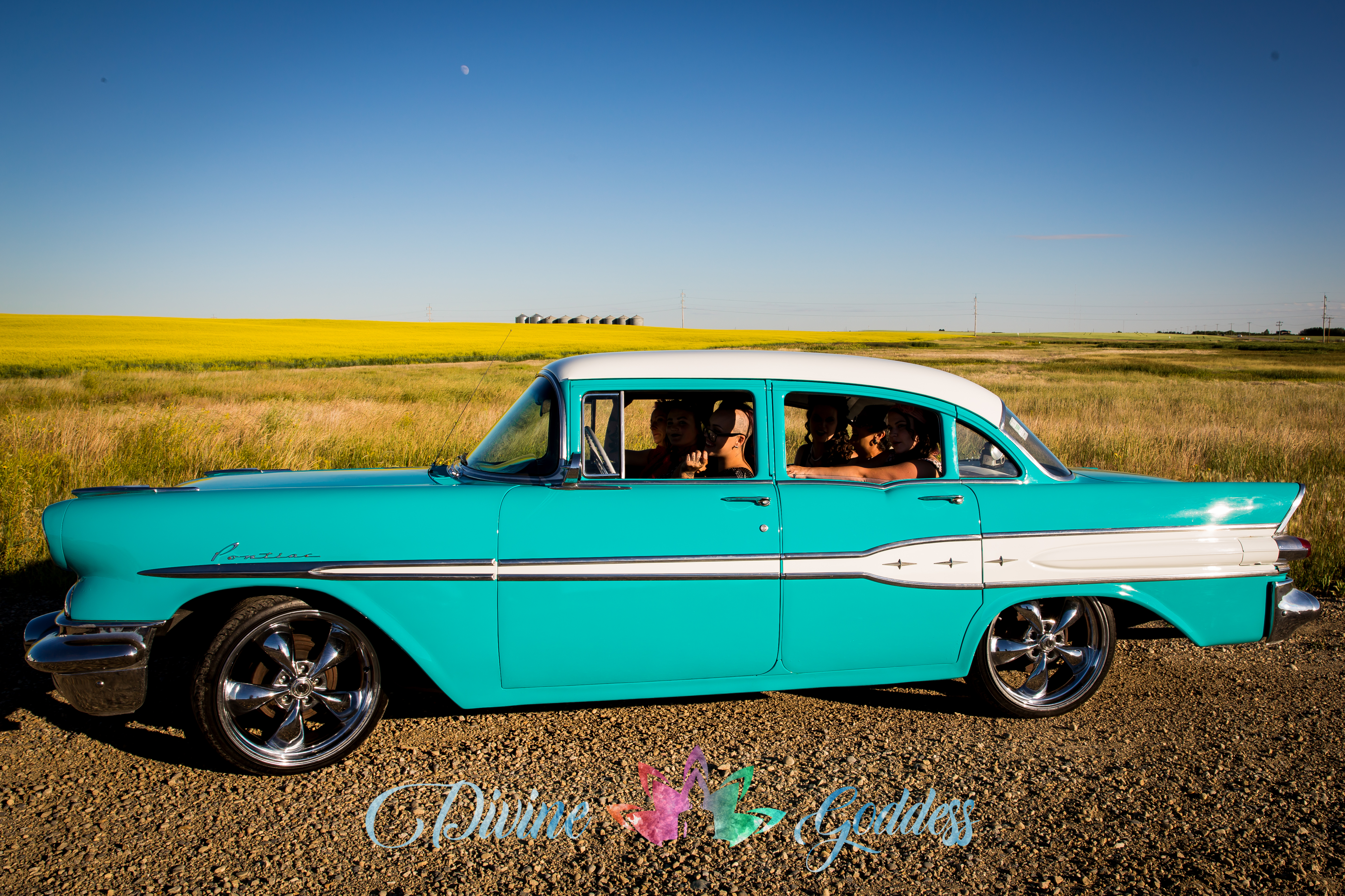 1957 Pontiac Pathfinder Deluxe