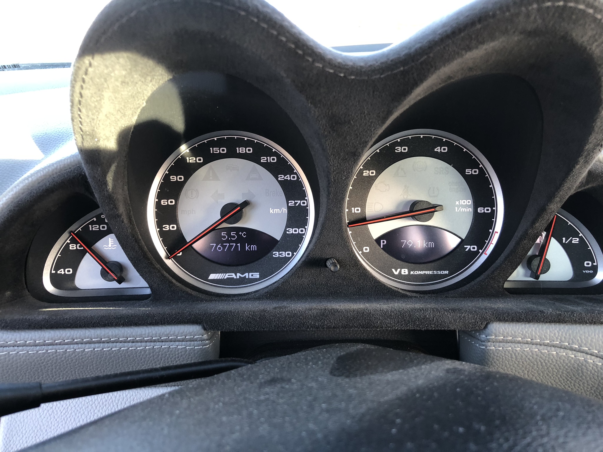 E9CF289B-77A8-4D07-B8CD-D5124152C416