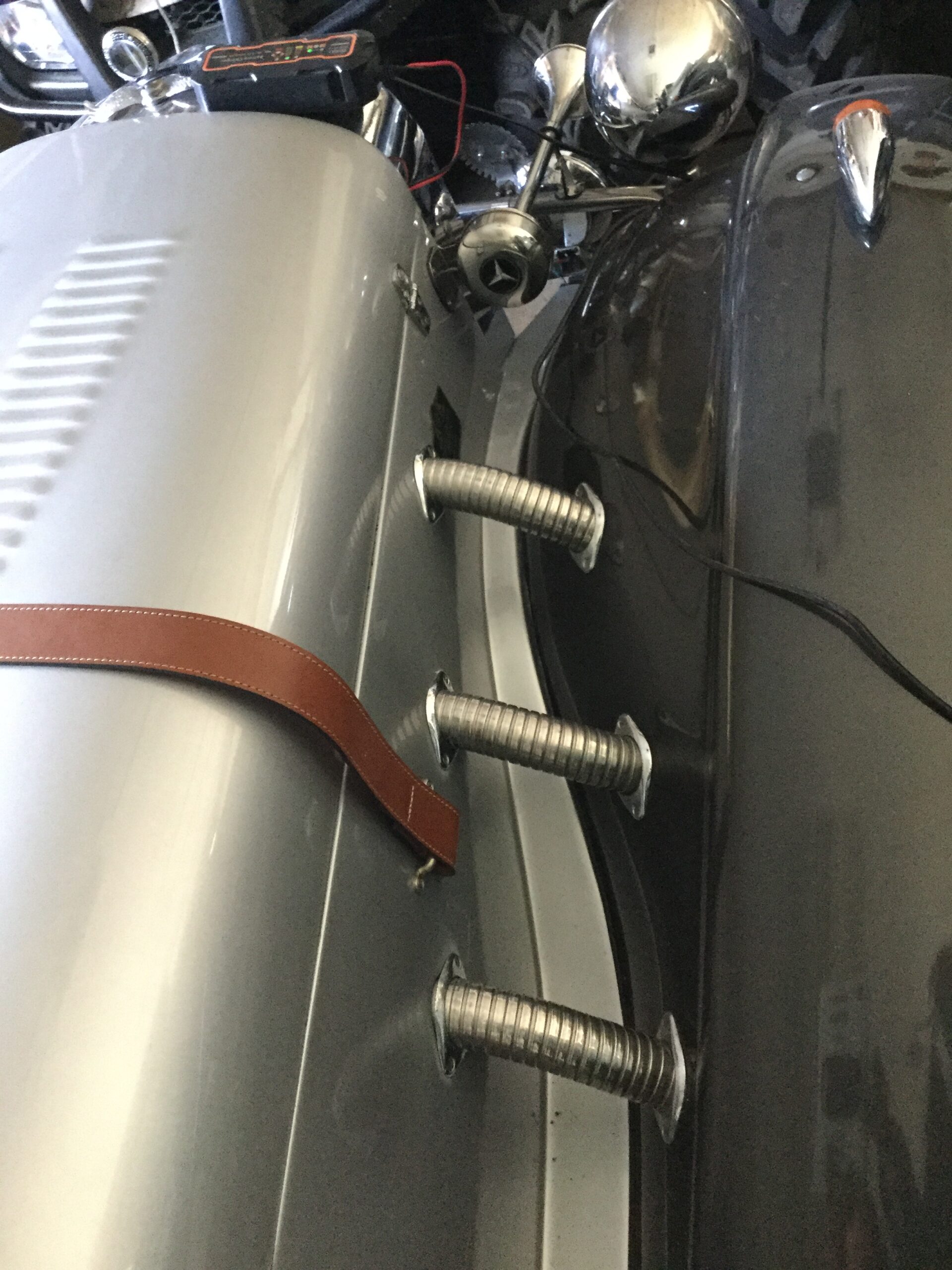 12105A9D-263A-4428-B272-AF416897B48F