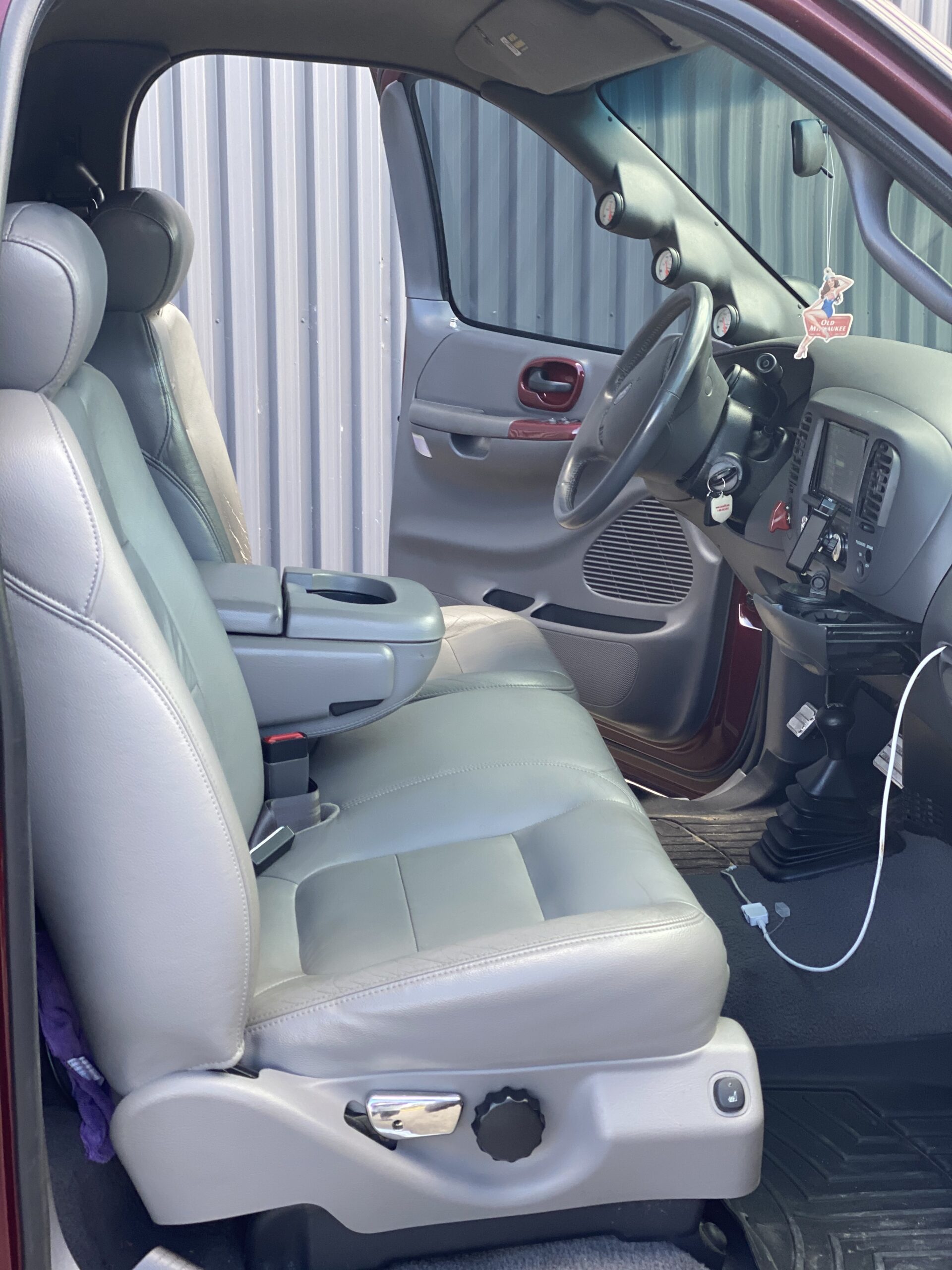 844C55FC-53A1-4C4C-BBDA-6C6DA7ADC808