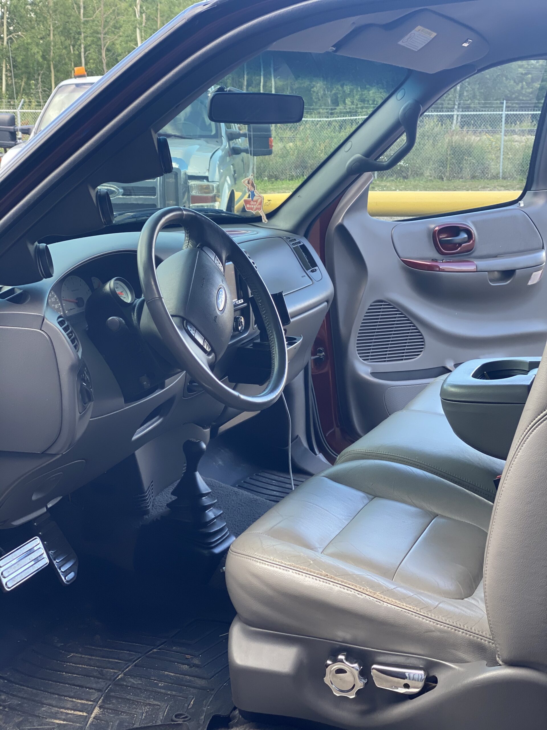 8B43BEEB-0159-4A2D-9204-BF2CAB2460D5