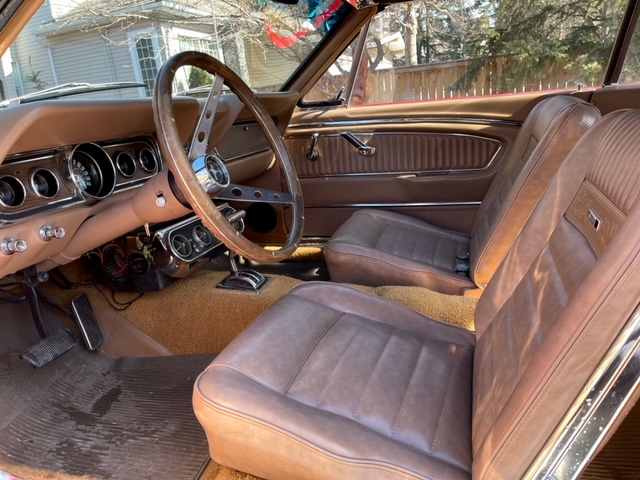 66-mustang-interior