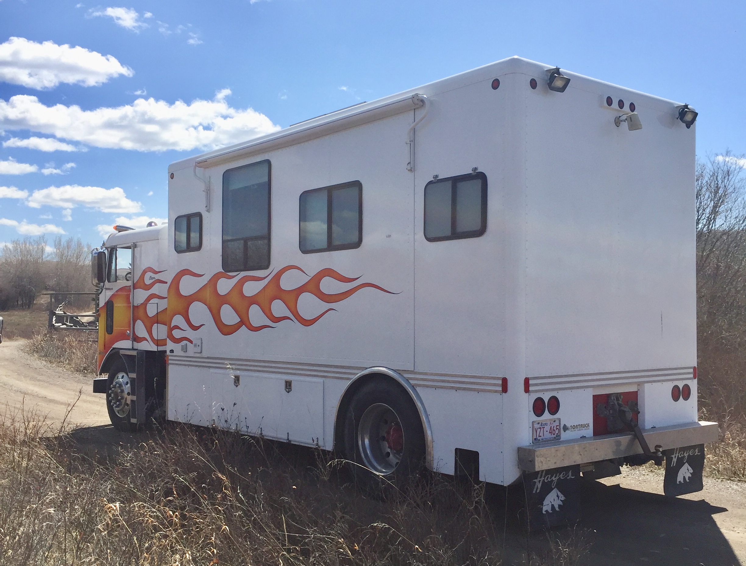 8B51B14D-4C22-4911-8484-96F5CAF5D603