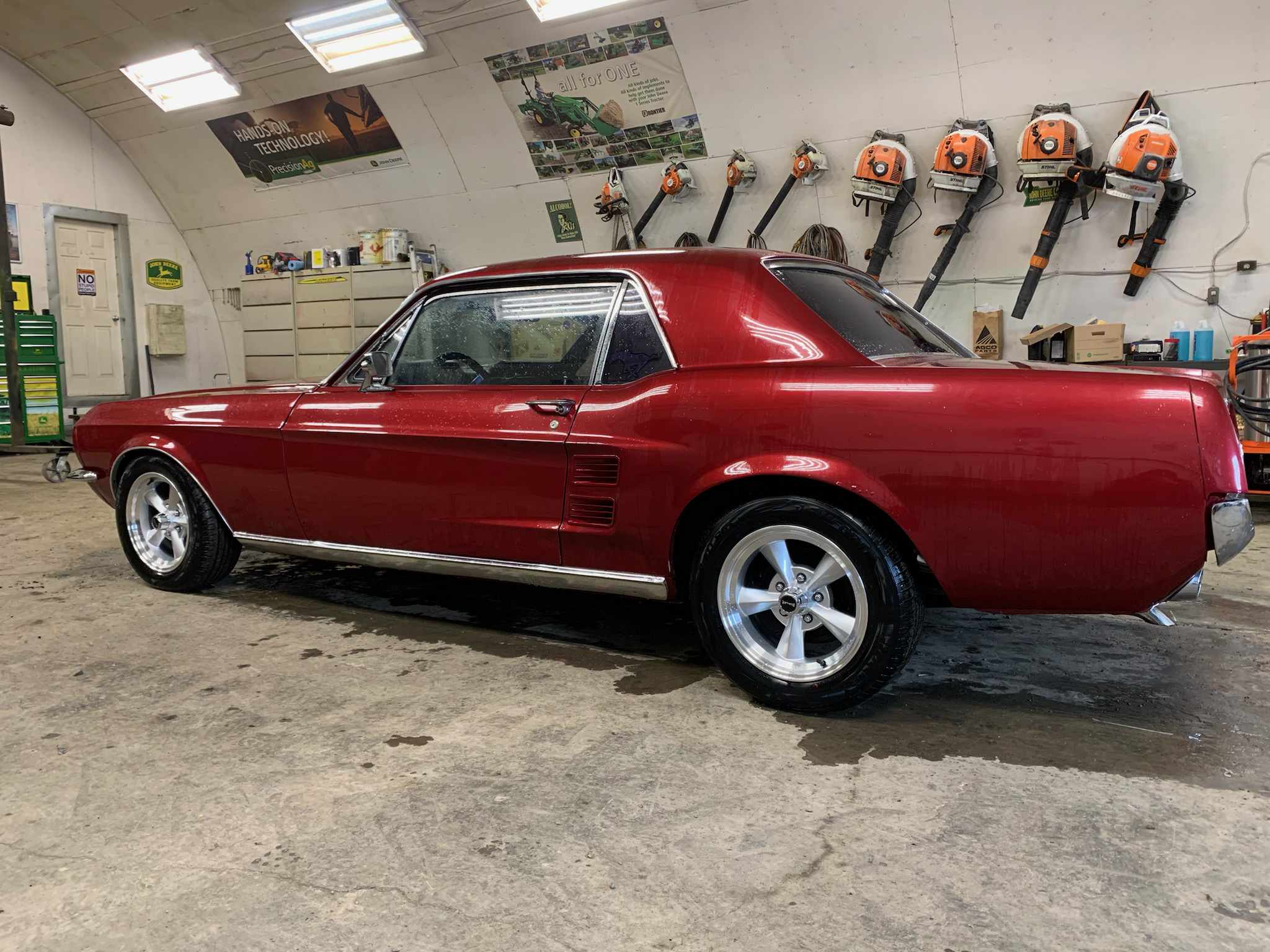 5226F471-4ECE-4173-B2A3-13F7069CEACB