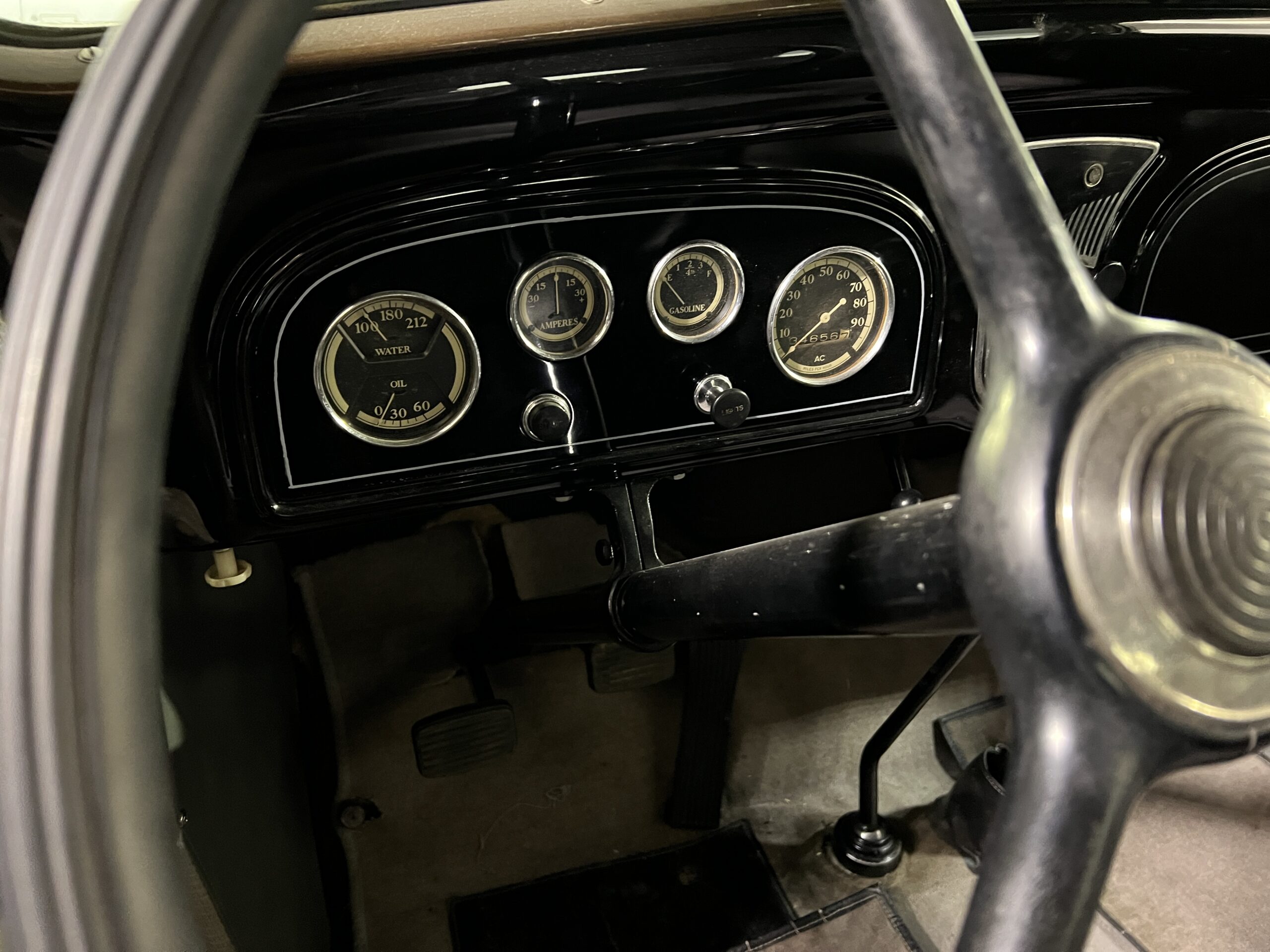 8D1785ED-6F67-487F-87AA-CF646AB8373D