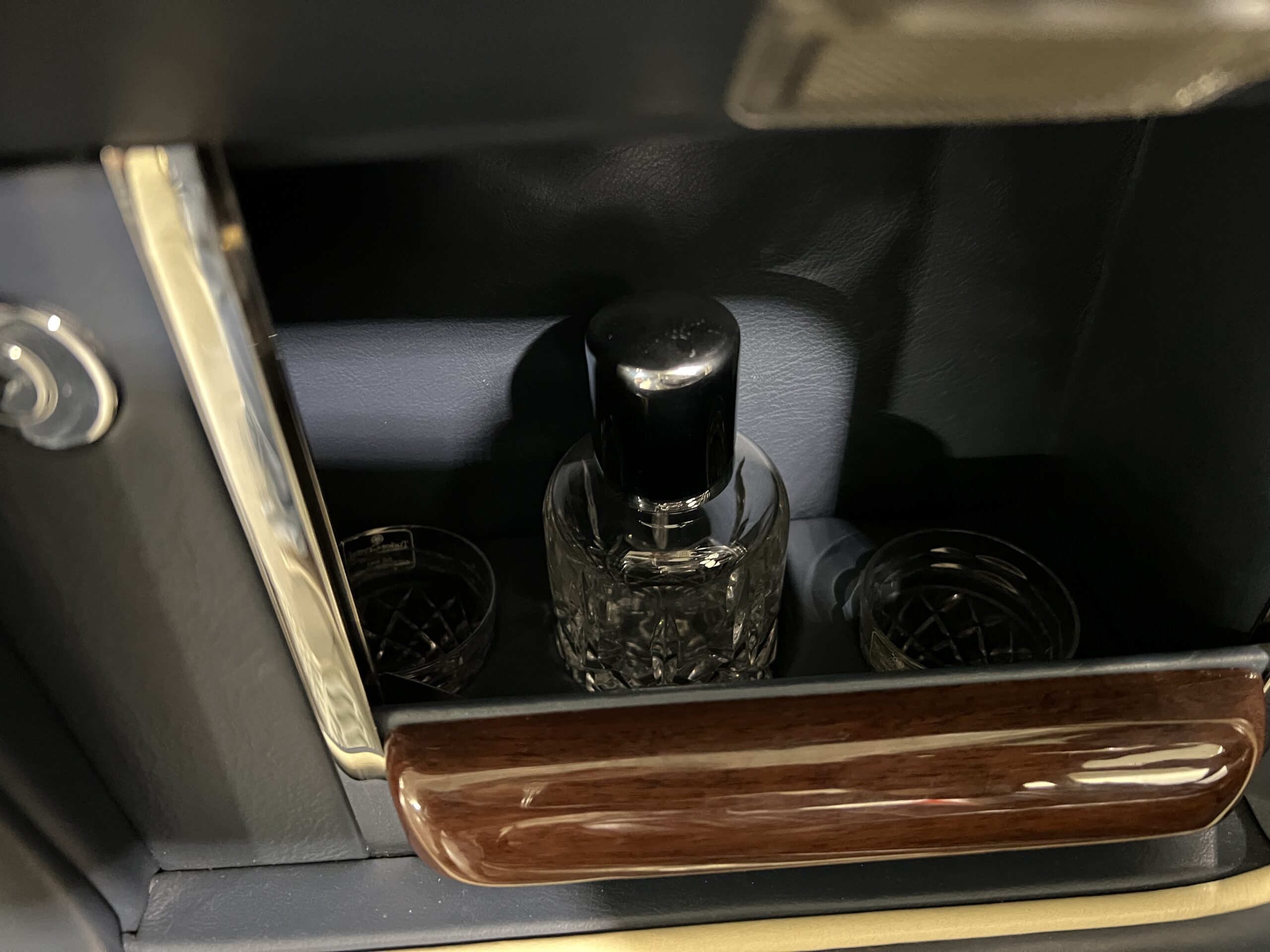 9E7103A8-BDCB-4E7D-AE30-2371AB929456