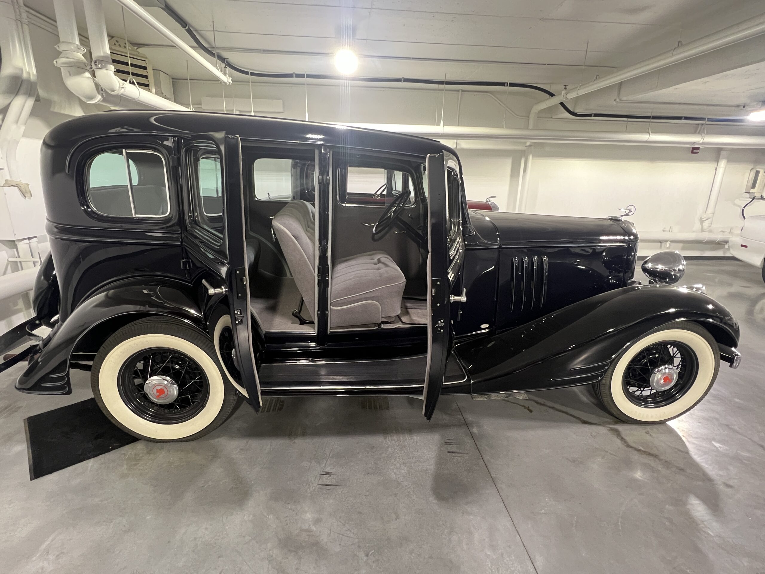 C4BAE39A-90E7-400A-AE41-3FC9F1E2095E