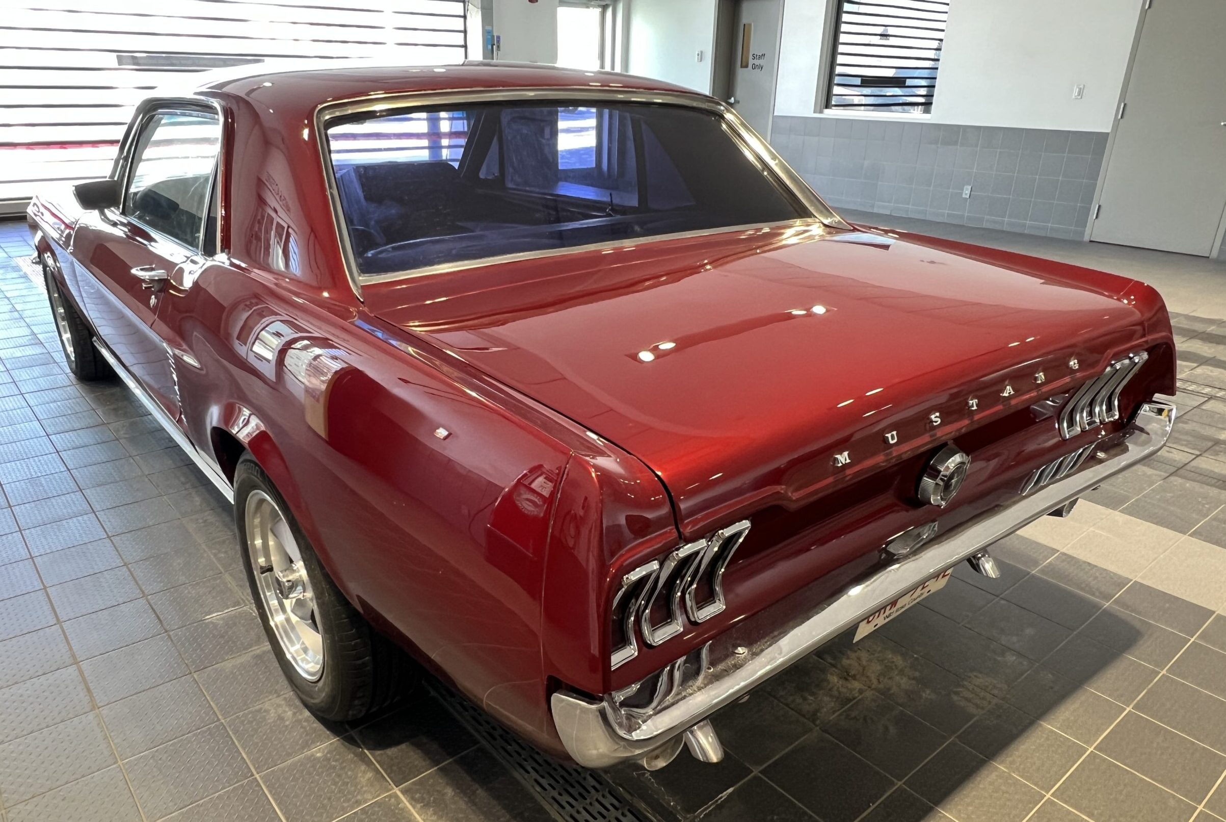 D5269B3C-628A-458F-8E48-7E16D318F383