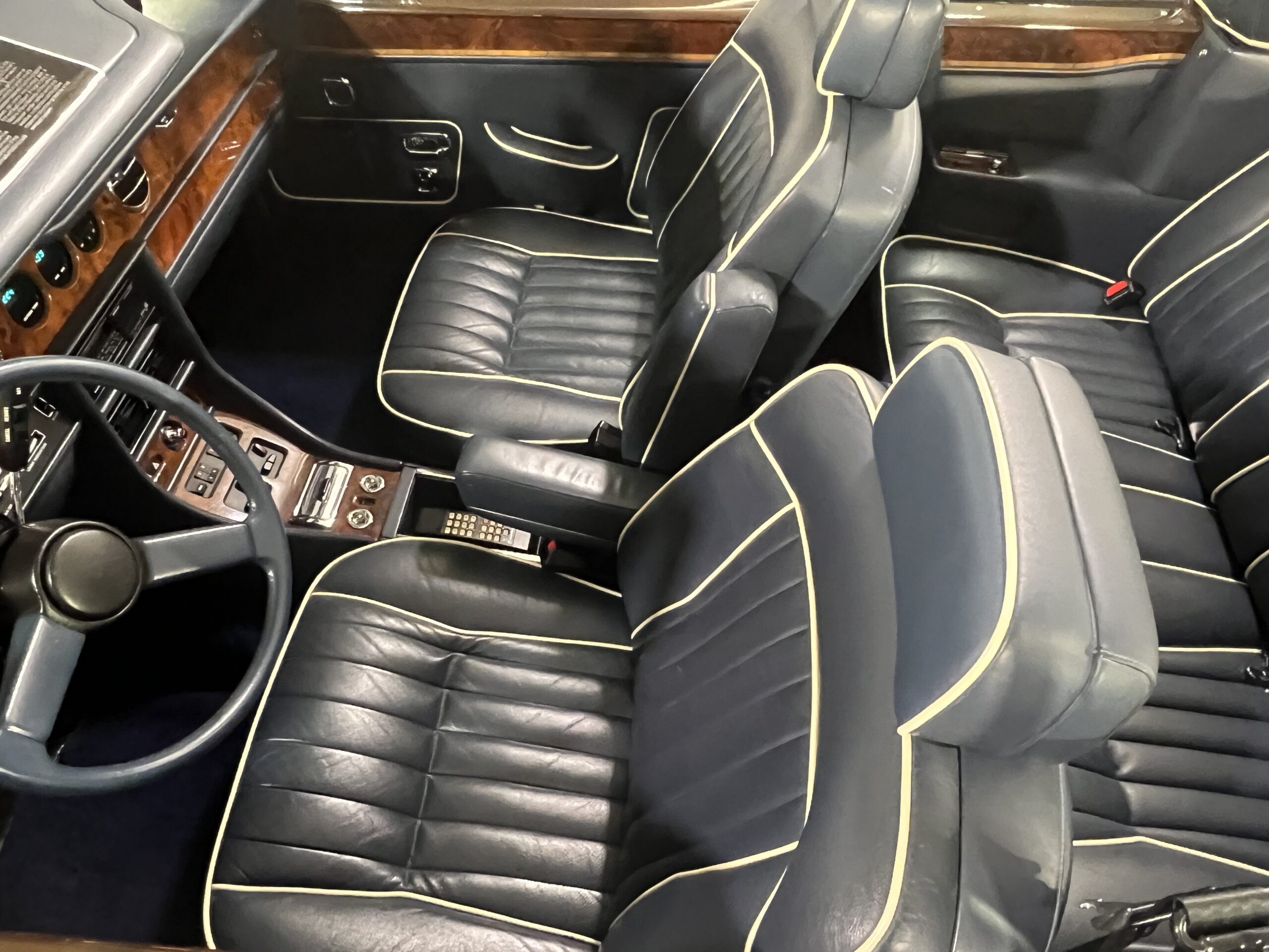 E7F76ADB-2457-4578-B045-F2828FD52F3F