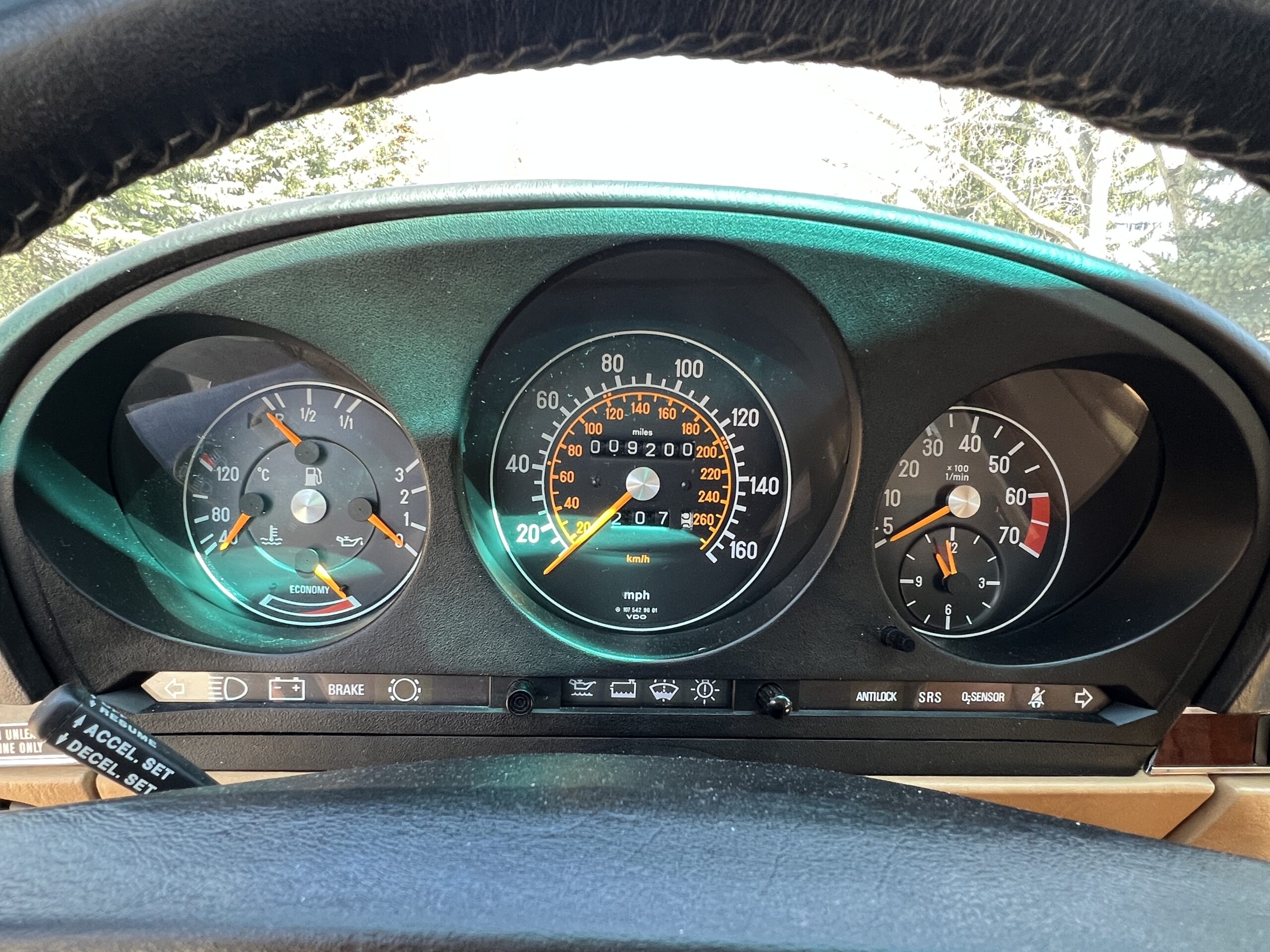 25C8DC07-B250-48E3-B7D3-2905574C2A2A