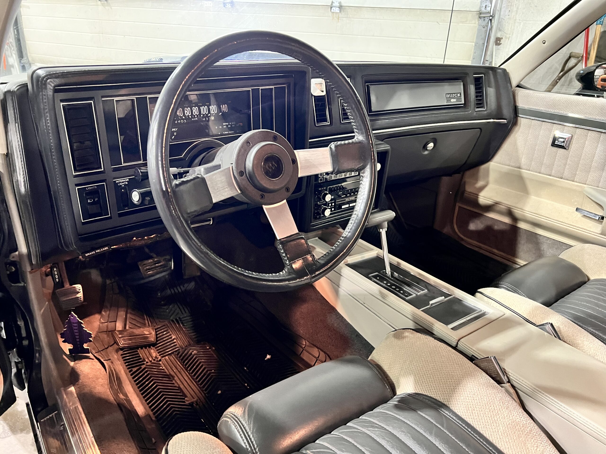 8BA1D0FC-BFD6-4E11-A819-59F939B8F54E