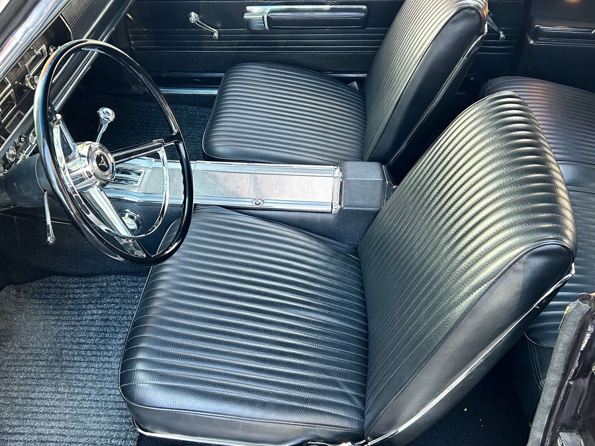 20.1 Interior ft seats Darren Wachtler 2024-02-27