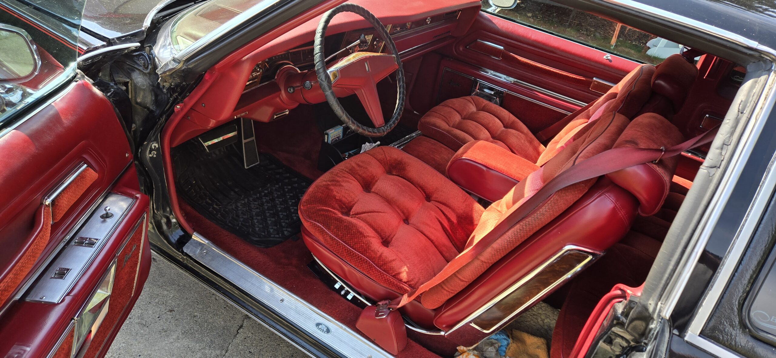 12 interior drivers side vaughn scott 2024-08-17