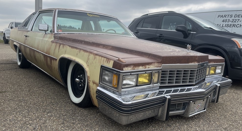 1977 Cadillac Coupe De Ville