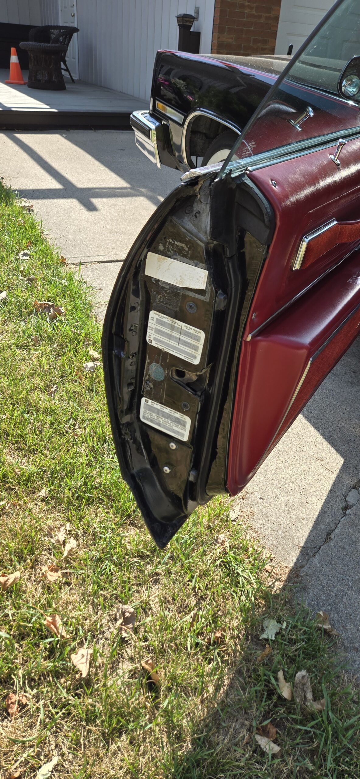 14 driver door jamb vaughn scott 2024-08-17