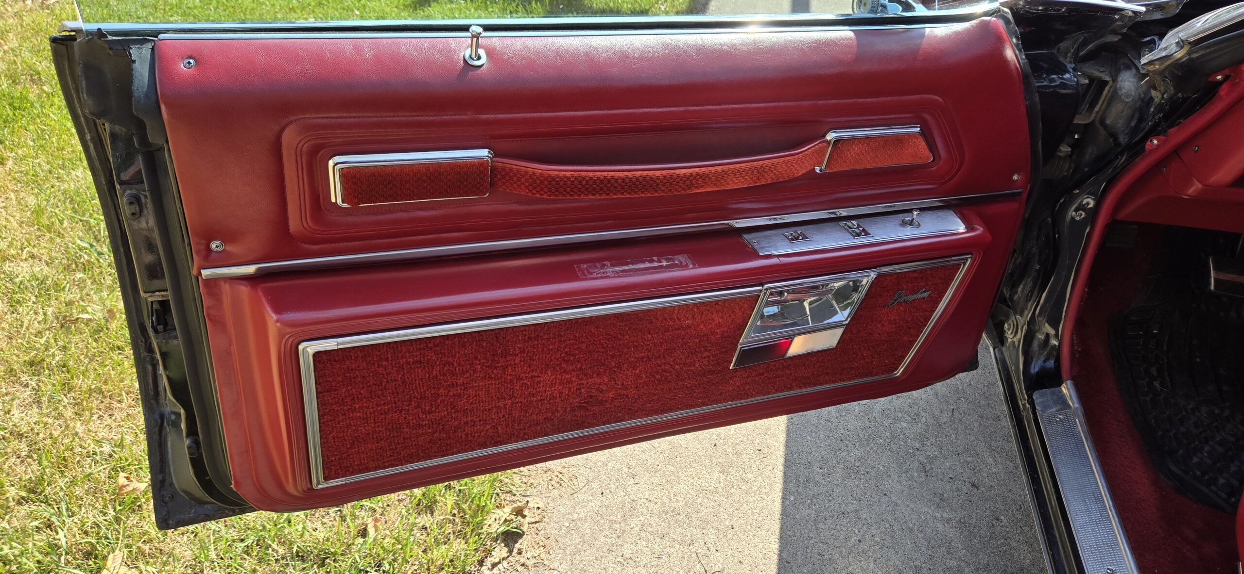 16 drivers arm rest vaughn scott 2024-08-17